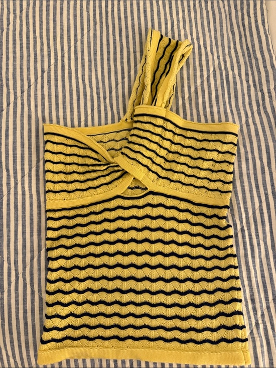 Tops - Yellow & Navy Blue  One-Shoulder Knit Top